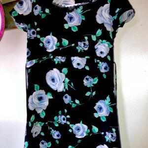 Girls large vintage dress